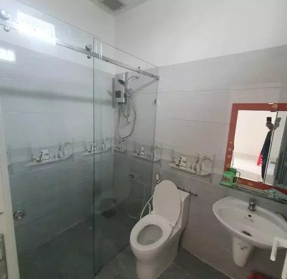 هتل Nhà Nghỉ ThẢo NguyÊn Xanh