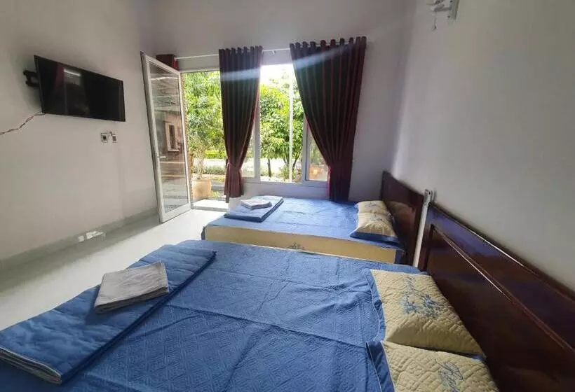 هتل Nhà Nghỉ ThẢo NguyÊn Xanh