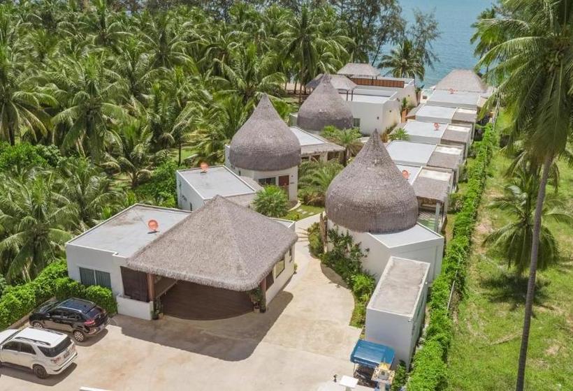 هتل Resto Sea Resort Baan Krut