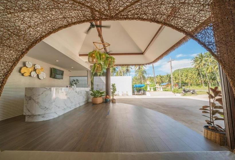 هتل Resto Sea Resort Baan Krut