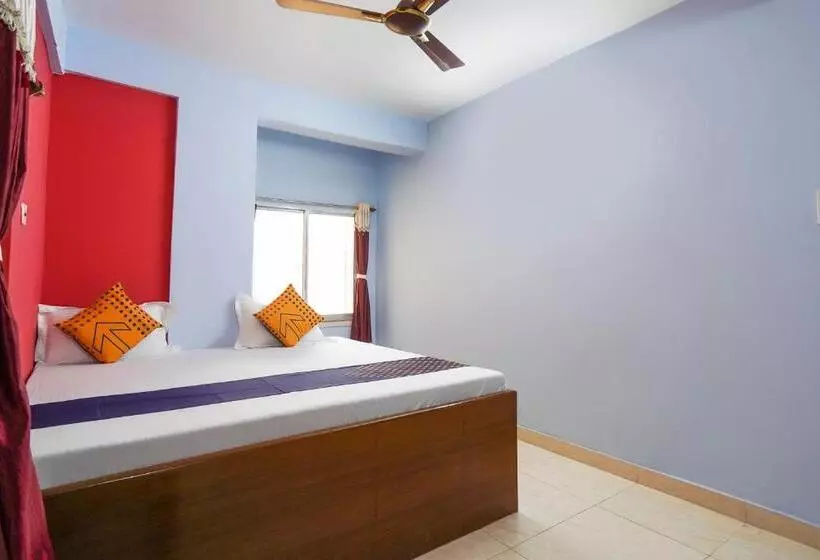 ホテル Spot On Silver Green