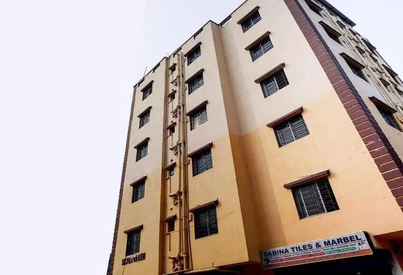 ホテル Spot On Silver Green