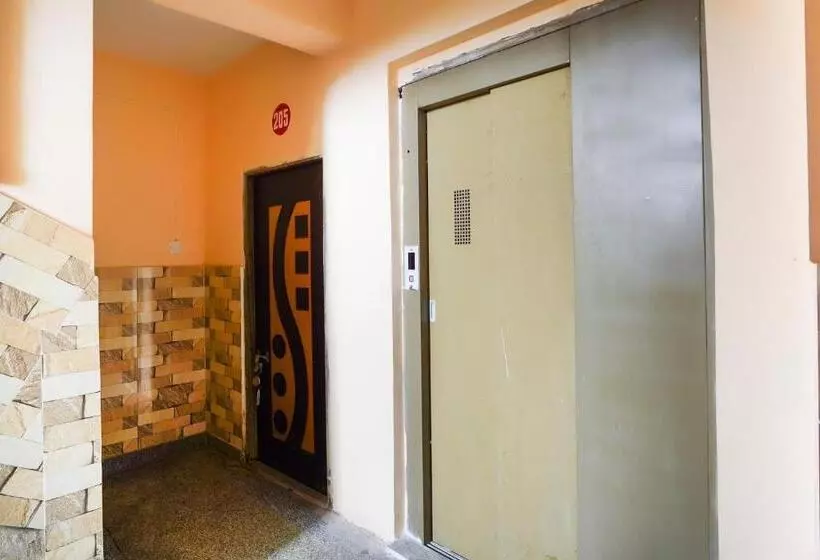 ホテル Spot On Silver Green