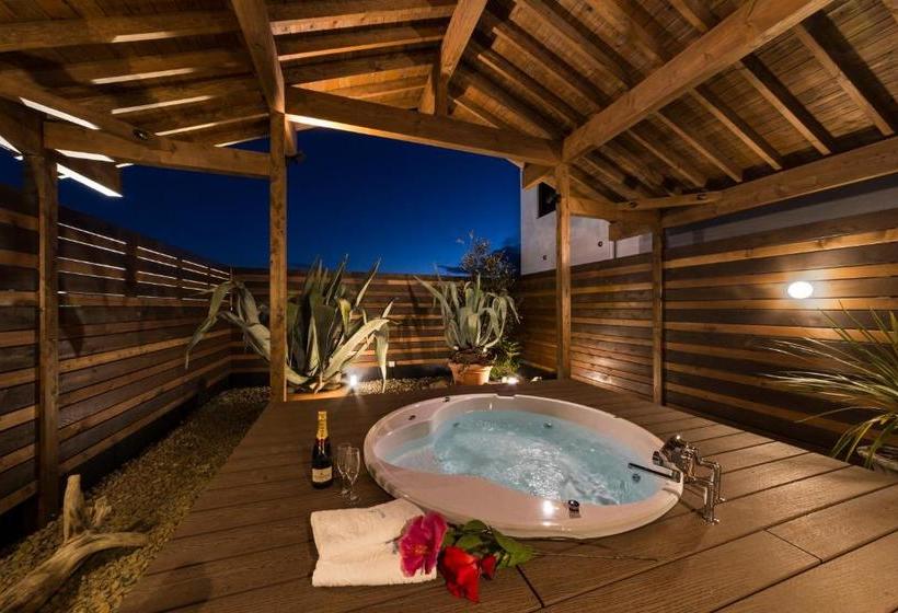 בית מלון כפרי Sweet Season L