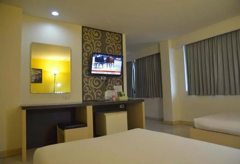 Hotelli Venice Palace