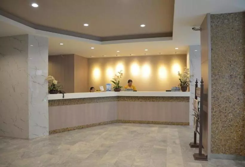 Hotelli Venice Palace