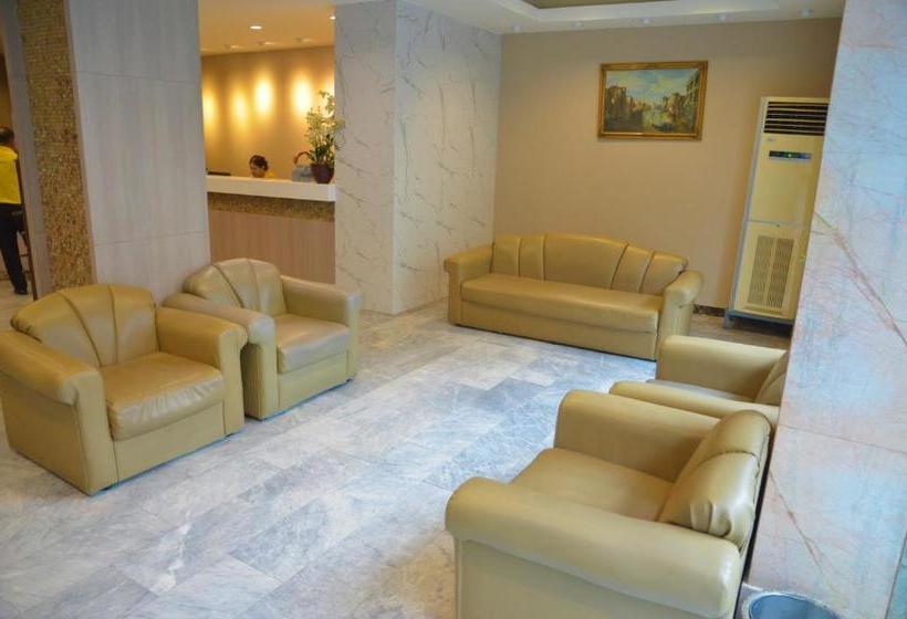 酒店 Venice Palace