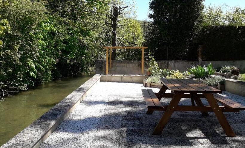 بنسيون Chez Madgi Et Jean Mi