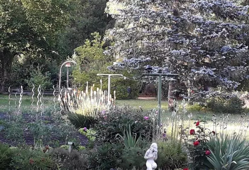 Majatalo Chez Madgi Et Jean Mi