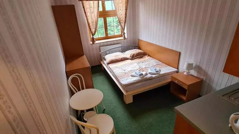 ペンション Královský Dvůr Bílý Potok