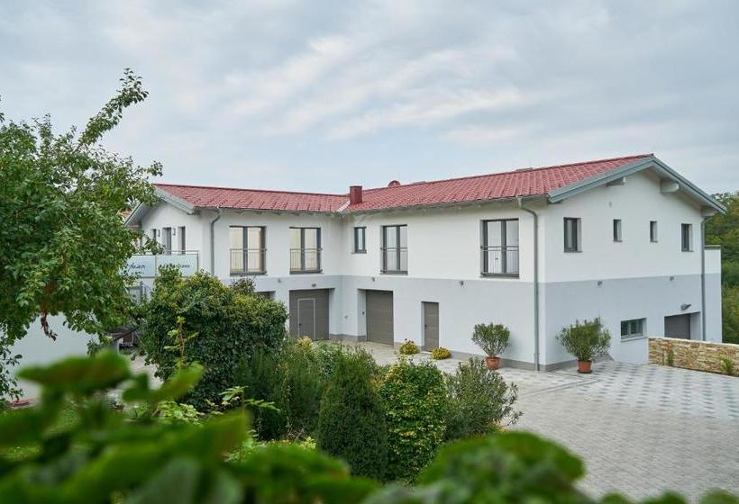 Пансион Weinhof   Gästehaus Maier