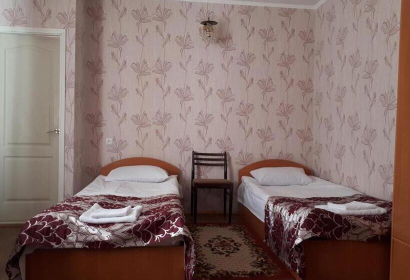 הוסטל Gostynnyi Dvir