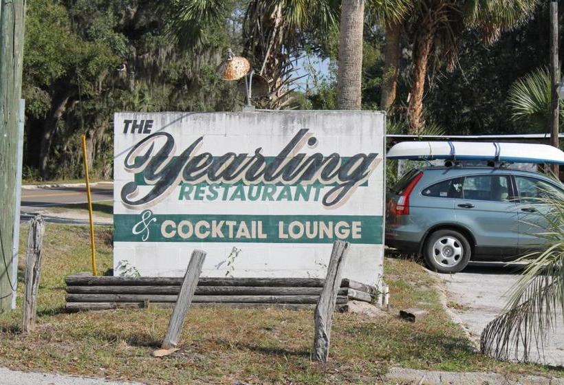 Szálló The Yearling Cabins