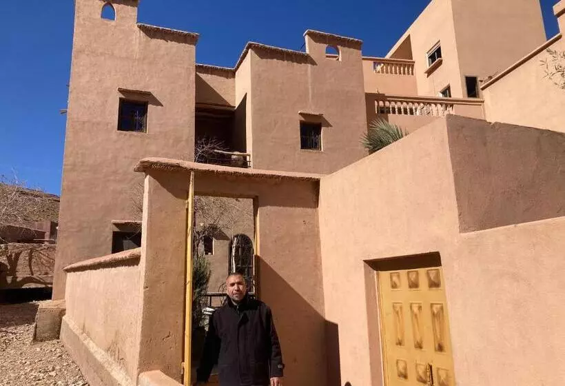 Aamiaismajoitus (B&B) Les 4 Saisons Du Dades