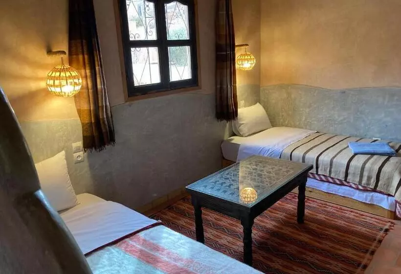 Aamiaismajoitus (B&B) Les 4 Saisons Du Dades