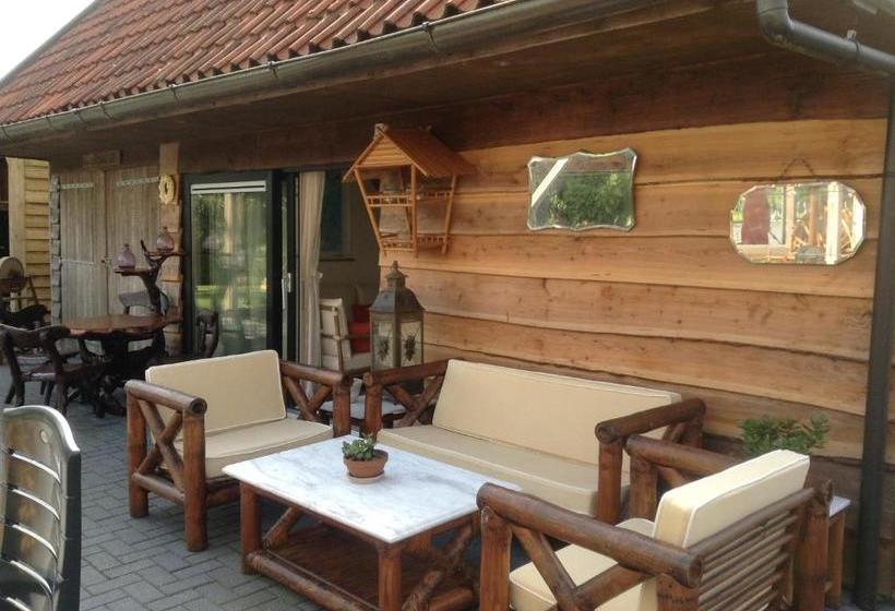 Bed and Breakfast Romala's Home