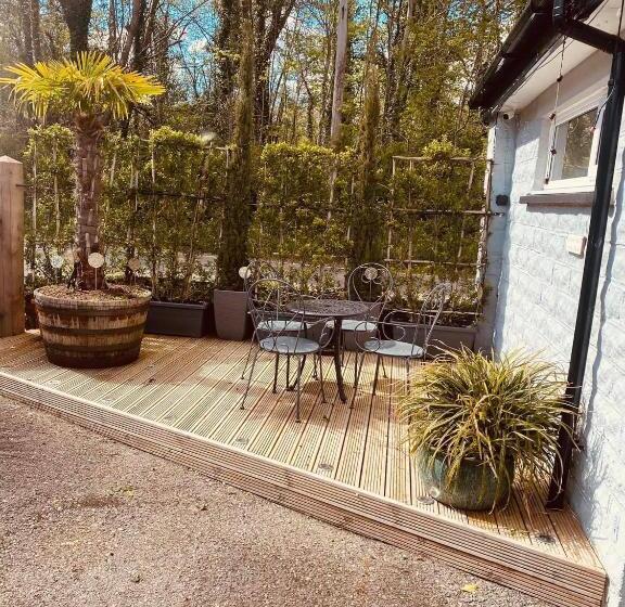 Bed and Breakfast Rooms At The Usk