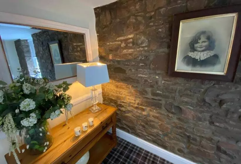 Aamiaismajoitus (B&B) Rooms At The Usk