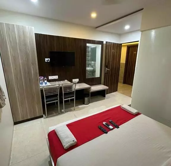 Hotelli Veera Residency