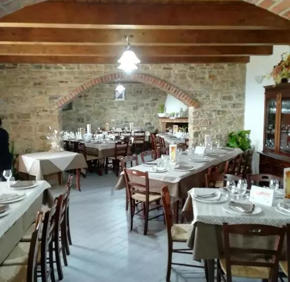 ホテル Agriturismo La Vallata