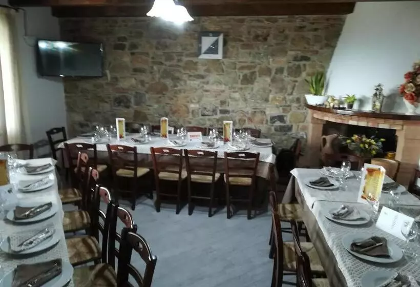 ホテル Agriturismo La Vallata