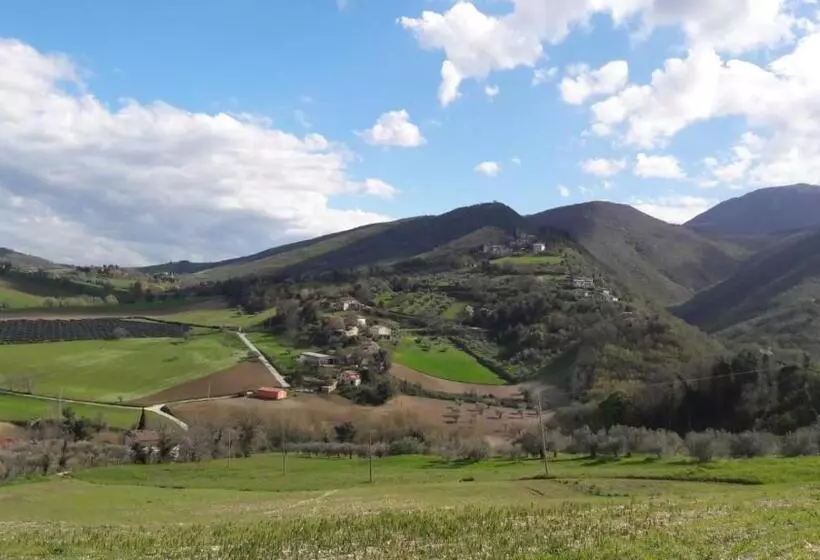 ホテル Agriturismo Vallonga