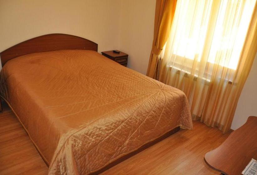 هتل Armenia Vansevan