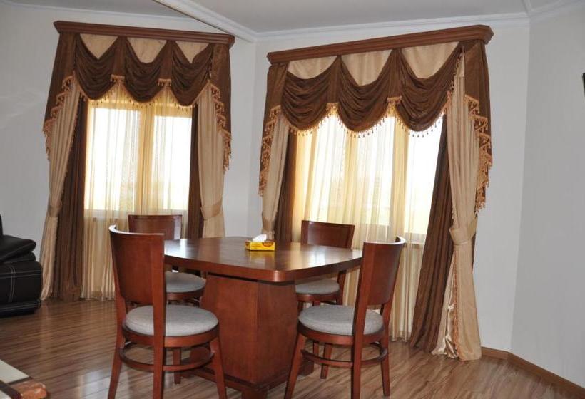 هتل Armenia Vansevan