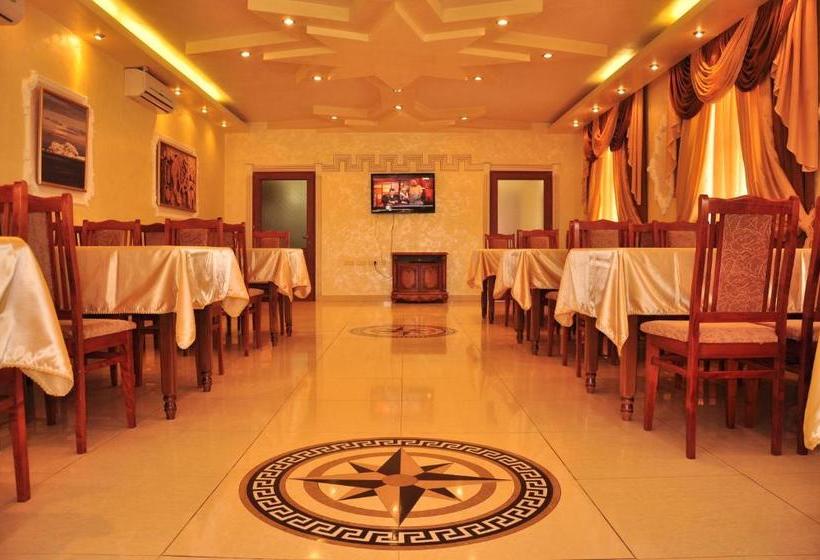 هتل Armenia Vansevan