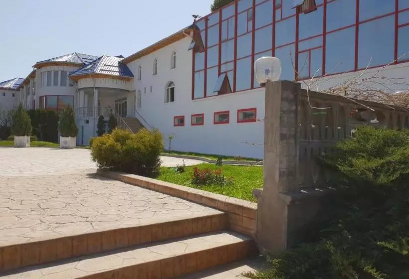 Hotelli Pensiunea Ghiocela