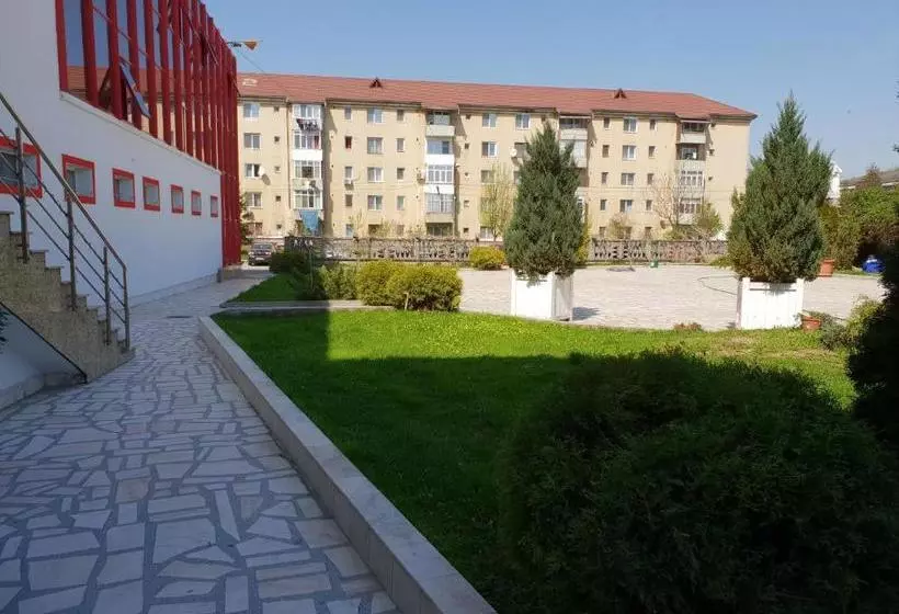 Hotelli Pensiunea Ghiocela