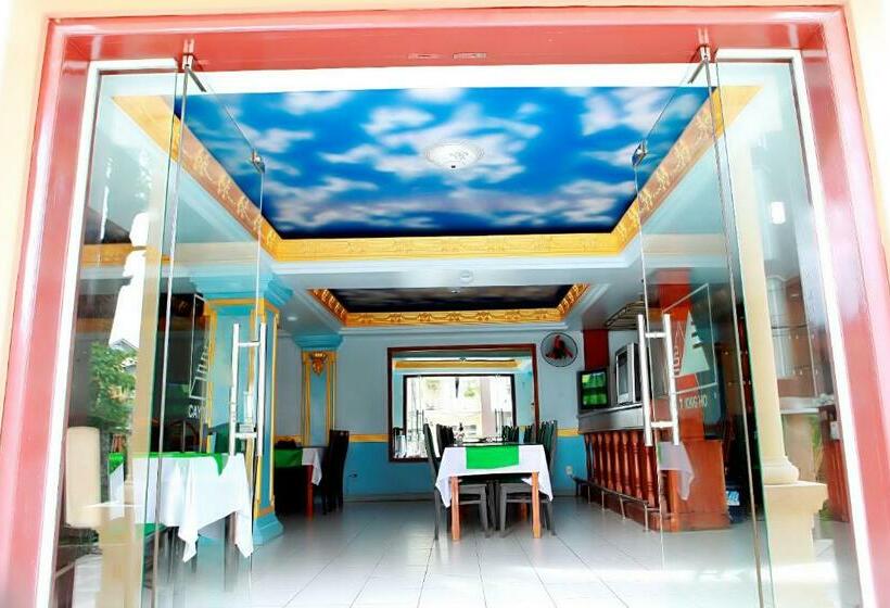 هتل Khách Sạn Cây Thông