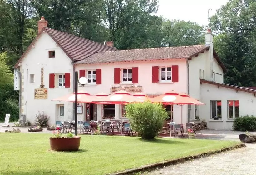 Hotelli Le Rond Gardien
