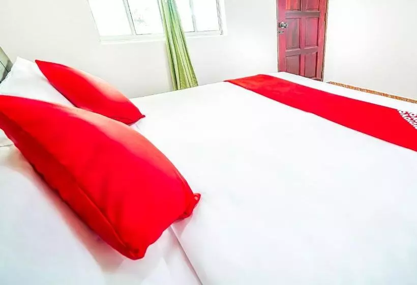 ホテル D  Anjung Inn