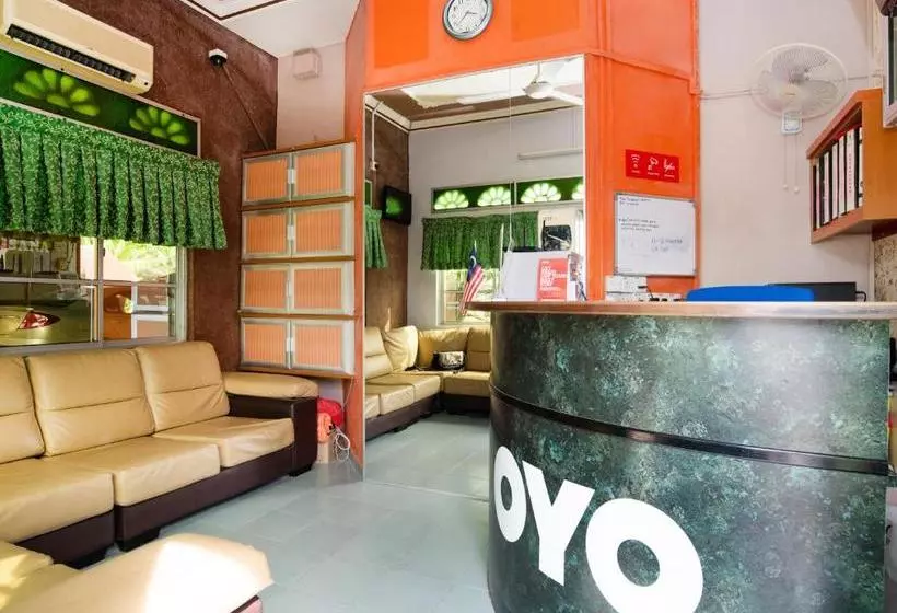 ホテル D  Anjung Inn