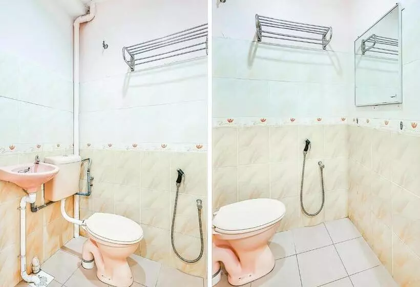 ホテル D  Anjung Inn