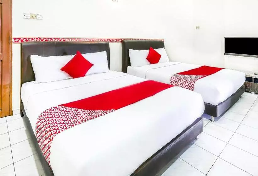 ホテル D  Anjung Inn