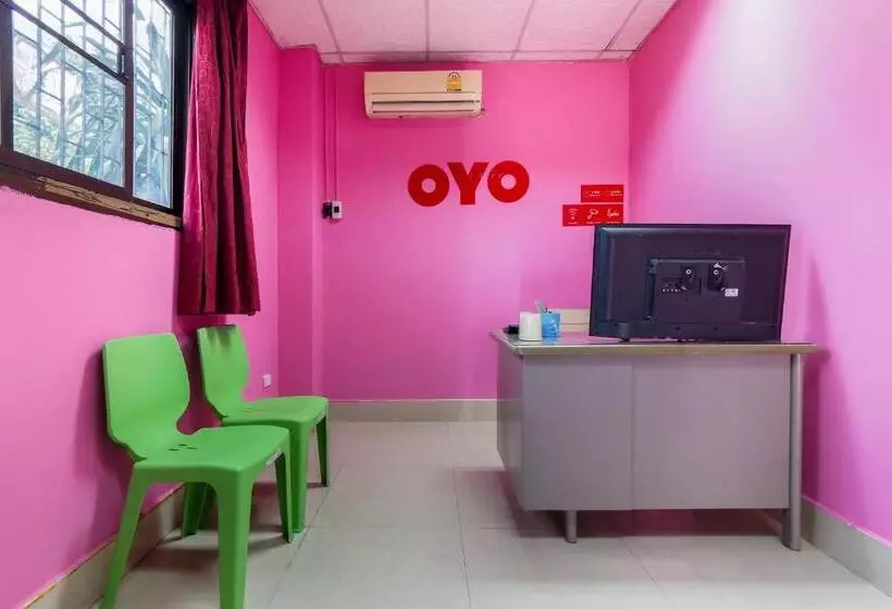 ホテル Oyo 577 For Love