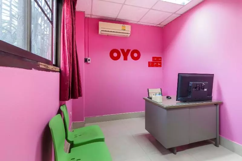 ホテル Oyo 577 For Love