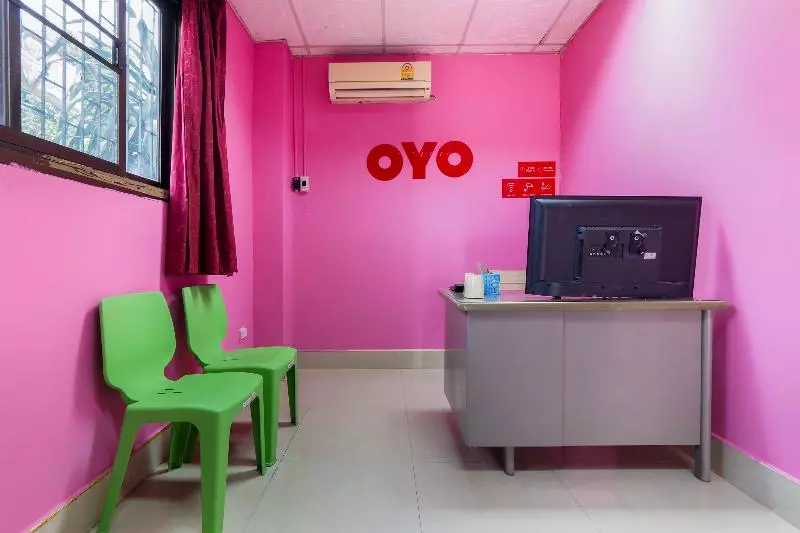 ホテル Oyo 577 For Love