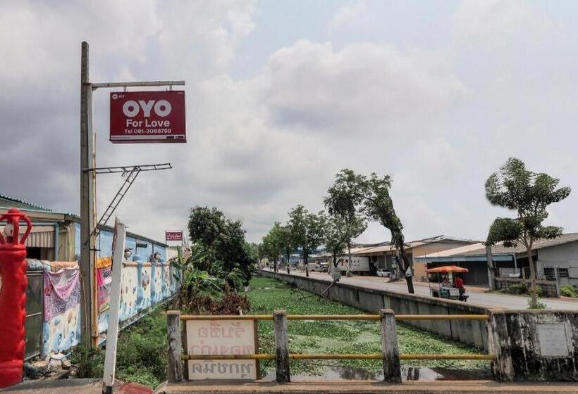 Отель Oyo 577 For Love