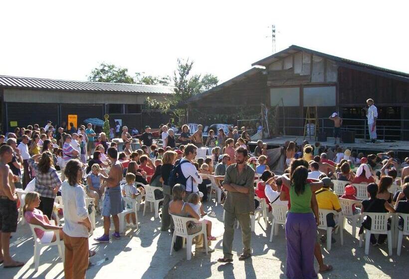 ホテル Valli Unite