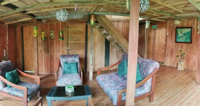 ペンション Hostal Casa Del Río