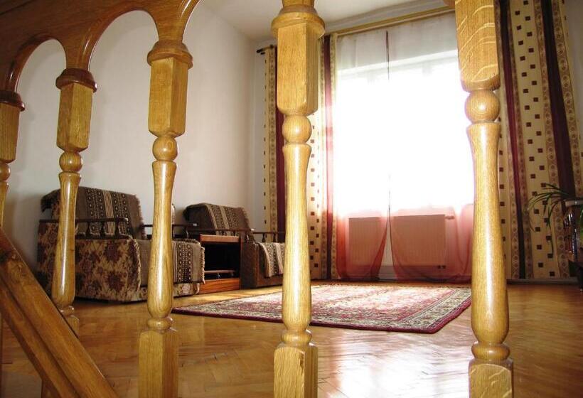 膳宿费 Hostynna Sadyba