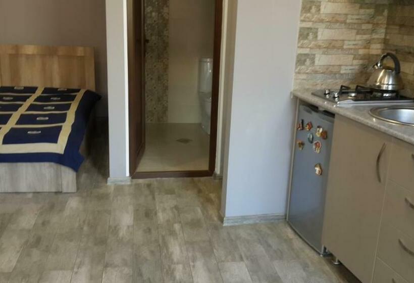 پانسیون Nimako's Apartment