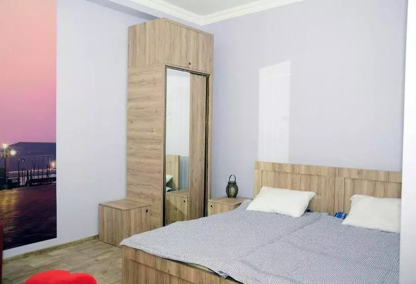 پانسیون Nimako's Apartment