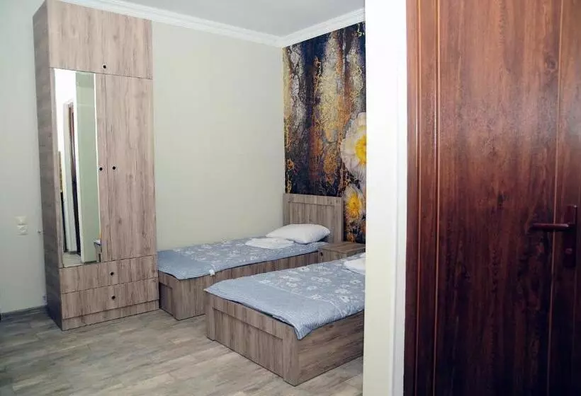 پانسیون Nimako's Apartment