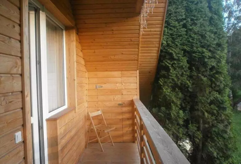 Majatalo Pid Skeleyu