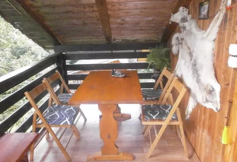 Majatalo Pid Skeleyu