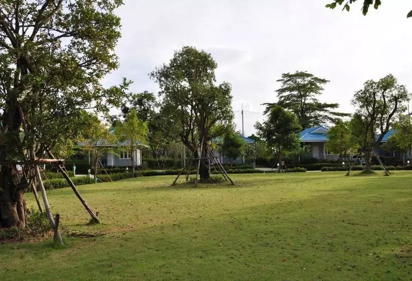 Poon Suk Resort Prachinburi